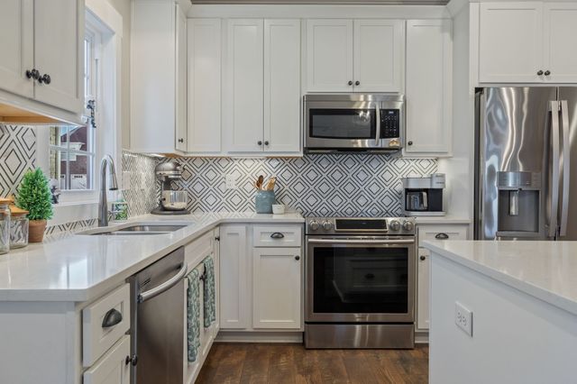 3534 Caroline Farms Dr, Murfreesboro, TN 37129