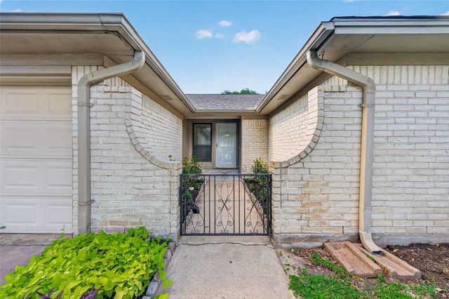 5346 King Richard Drive, Katy, TX 77493