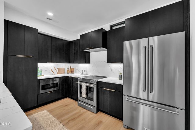 512 Gordon Street 305, Durham, NC 27701