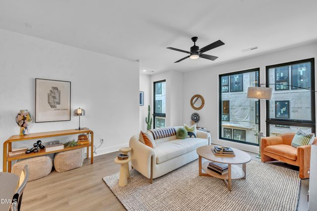 512 Gordon Street 305, Durham, NC 27701