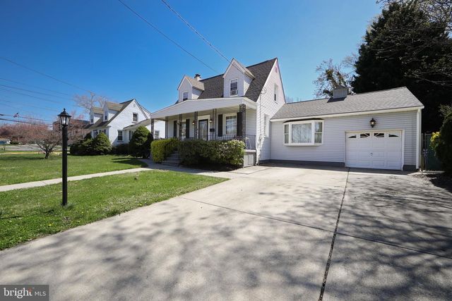 106 W MILL RD, Maple Shade, NJ 08052