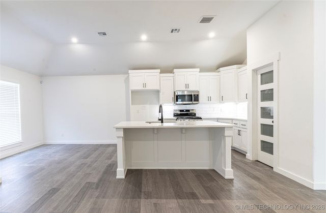 116 S 26th Street, Collinsville, OK 74021