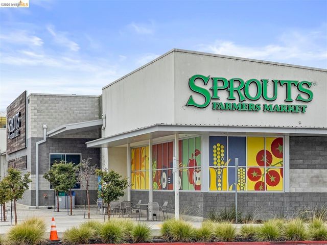 848 Stannage AVE 11, Albany, CA 94706