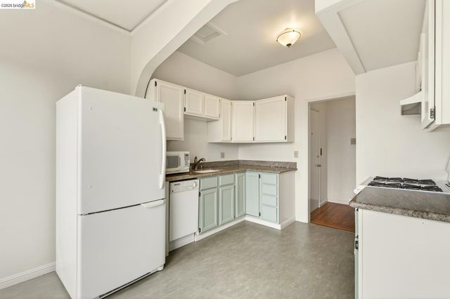 848 Stannage AVE 11, Albany, CA 94706