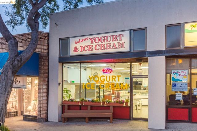 848 Stannage AVE 11, Albany, CA 94706