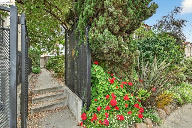 848 Stannage AVE 11, Albany, CA 94706