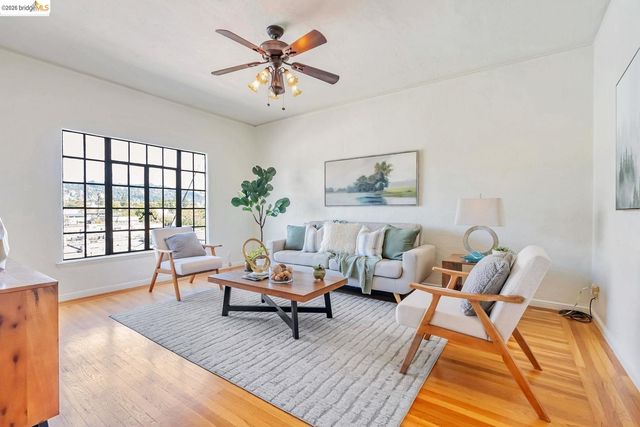 848 Stannage AVE 11, Albany, CA 94706