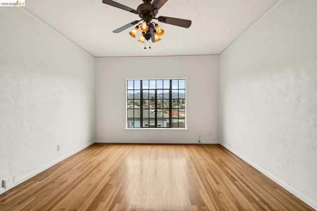 848 Stannage AVE 11, Albany, CA 94706