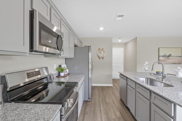 2001 Secretariat Street, Sumter, SC 29153