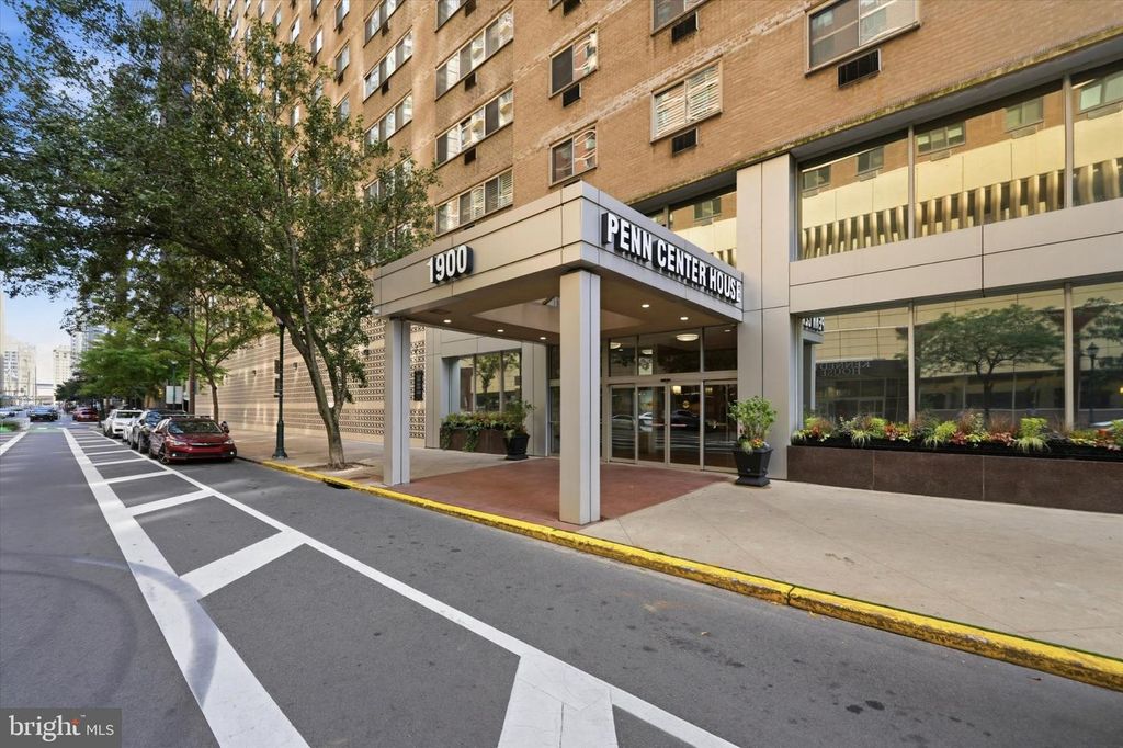 1900 JOHN F KENNEDY BLVD #1412, PHILADELPHIA, PA 19103 — exterior