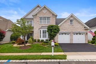 102 Riviera Drive, Monroe, NJ 08831