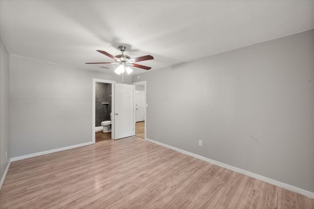 329 Claudia Street, Arlington, TX 76010