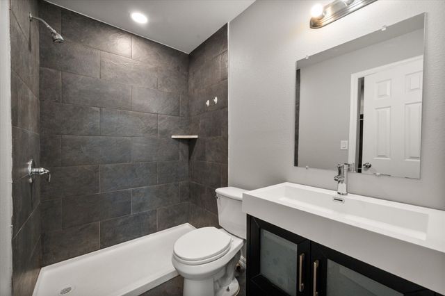 329 Claudia Street, Arlington, TX 76010