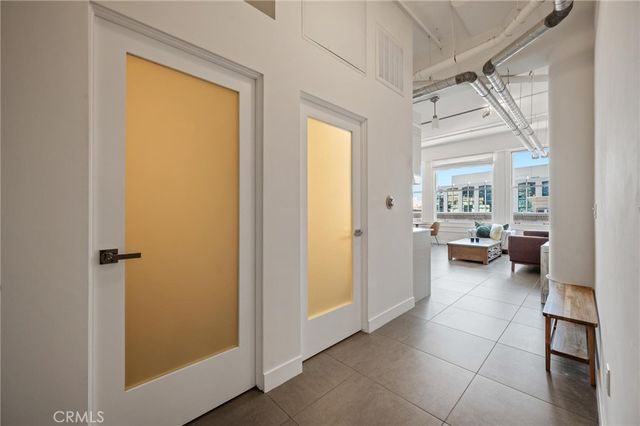 939 S Broadway 1001, Los Angeles, CA 90015