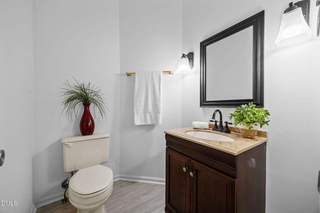 2848 W Jameson Road, Raleigh, NC 27604