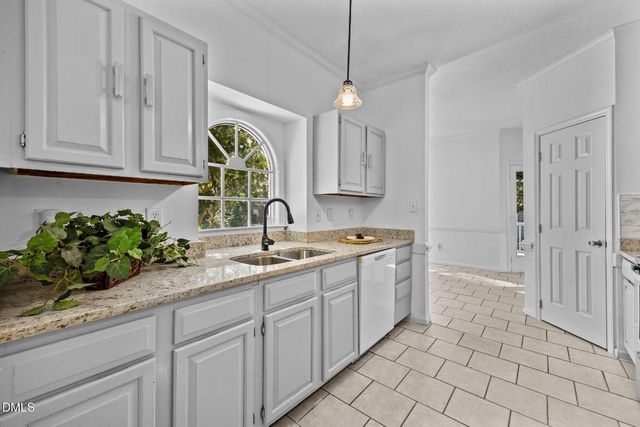 2848 W Jameson Road, Raleigh, NC 27604