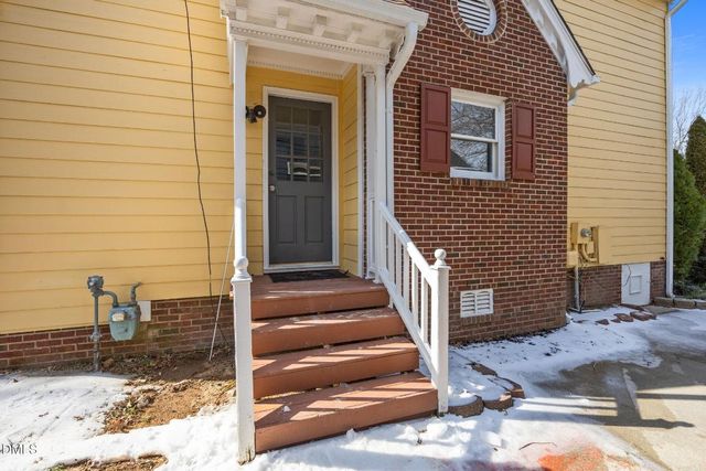 2848 W Jameson Road, Raleigh, NC 27604