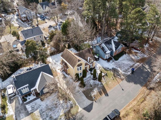 2848 W Jameson Road, Raleigh, NC 27604