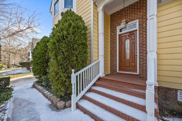 2848 W Jameson Road, Raleigh, NC 27604