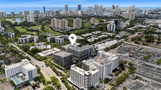 2960 NE 207th St 10, Aventura, FL 33180