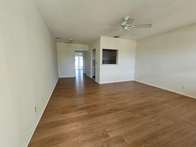 214 Easthampton I, West Palm Beach, FL 33417