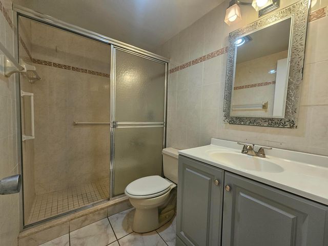 214 Easthampton I, West Palm Beach, FL 33417