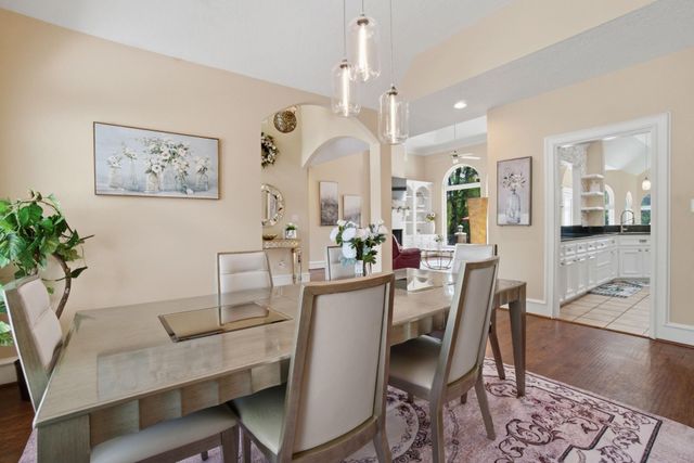 39 Wedgewood Boulevard, Conroe, TX 77304