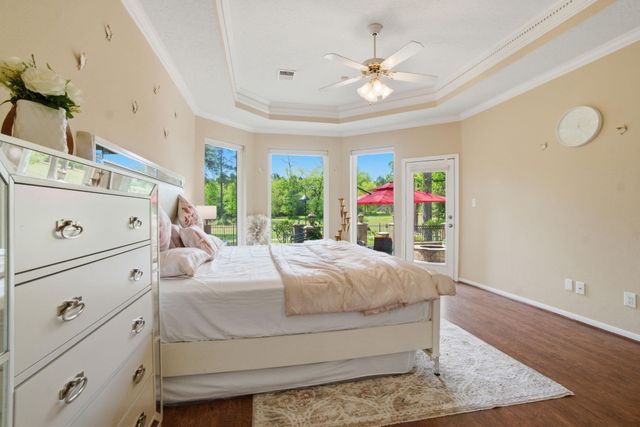 39 Wedgewood Boulevard, Conroe, TX 77304