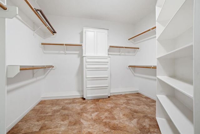 39 Wedgewood Boulevard, Conroe, TX 77304