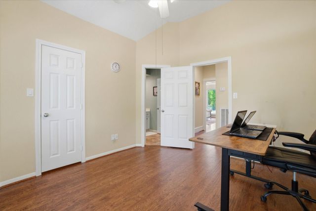 39 Wedgewood Boulevard, Conroe, TX 77304