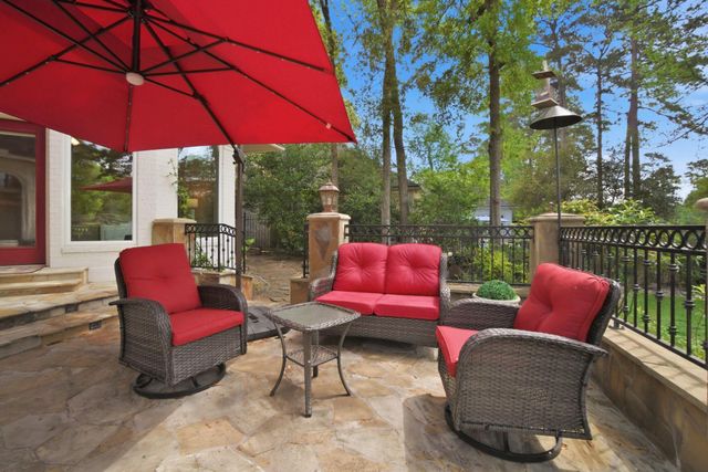 39 Wedgewood Boulevard, Conroe, TX 77304