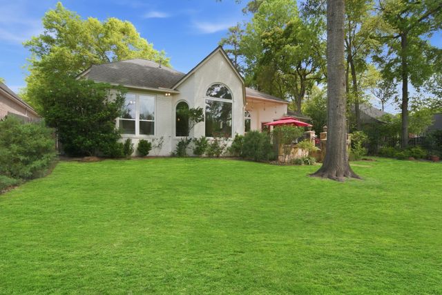 39 Wedgewood Boulevard, Conroe, TX 77304