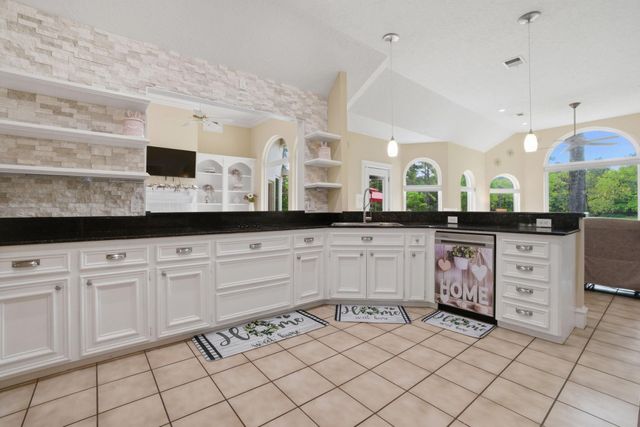 39 Wedgewood Boulevard, Conroe, TX 77304