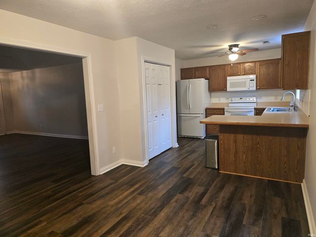395 S Star Drive, Santa Claus, IN 47579