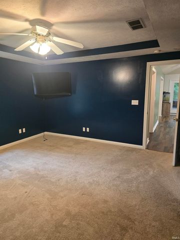 395 S Star Drive, Santa Claus, IN 47579