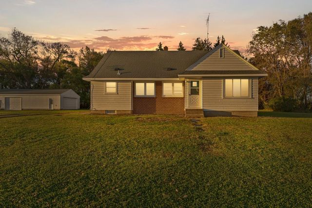 29022 431st Avenue, Sibley Twp, MN 55307