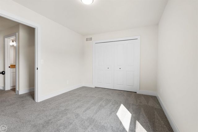 1 Carney Drive, St Clair, MI 48079