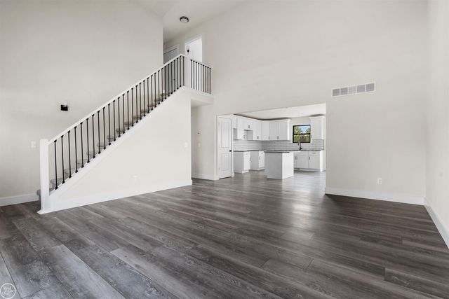 1 Carney Drive, St Clair, MI 48079