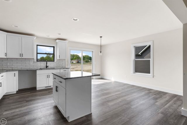 1 Carney Drive, St Clair, MI 48079