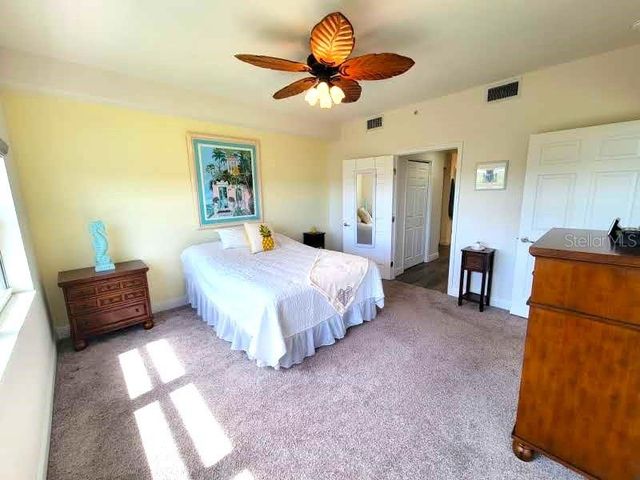 7296 MARATHON DRIVE 404, Seminole, FL 33777