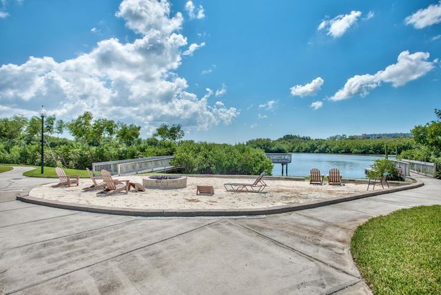 7296 MARATHON DRIVE 404, Seminole, FL 33777