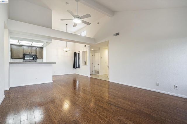 39935 Parada St B, Newark, CA 94560