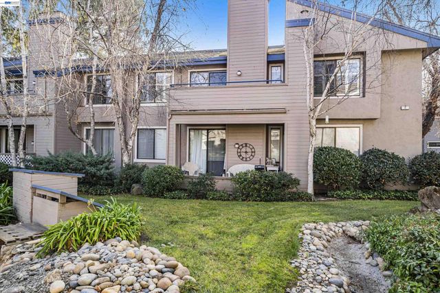 39935 Parada St B, Newark, CA 94560
