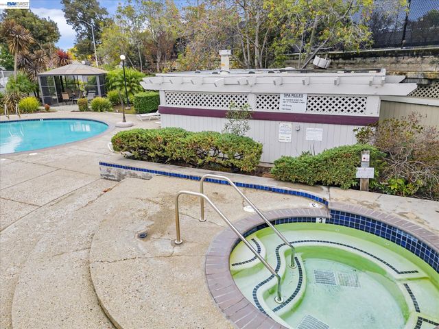 39935 Parada St B, Newark, CA 94560