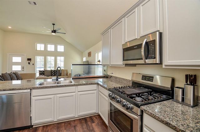 3510 Calgary Drive, Richmond, TX 77469
