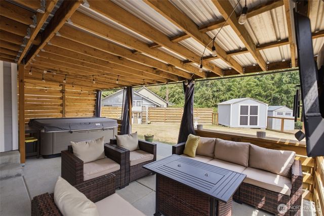 3989 Coronet Place SE, Port Orchard, WA 98366