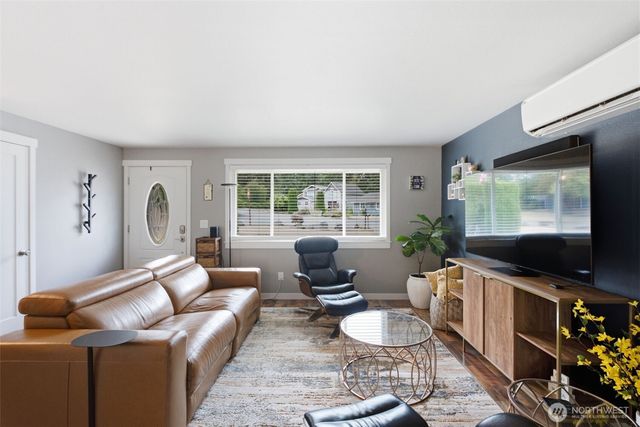 3989 Coronet Place SE, Port Orchard, WA 98366
