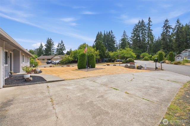 3989 Coronet Place SE, Port Orchard, WA 98366