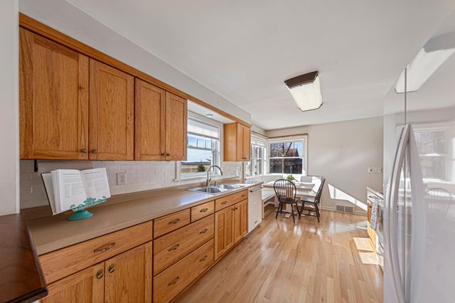 28674 810th Avenue, Hollandale, MN 56045