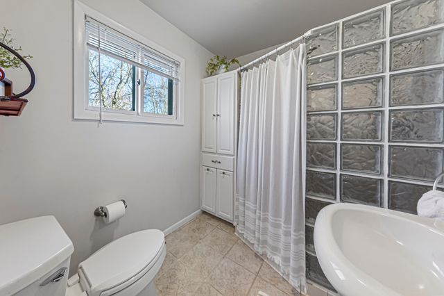 28674 810th Avenue, Hollandale, MN 56045